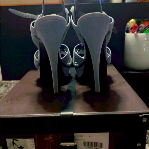 Authentic saint Laurent denim,comfortable platform heels. - Picture 3 of 4